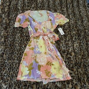 NWT Women’s BILLABONG Dress!